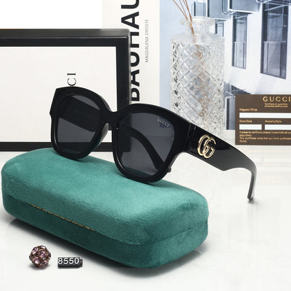 4 Colors Fashion Sunglasses 8550
