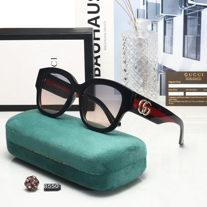 4 Colors Fashion Sunglasses 8550