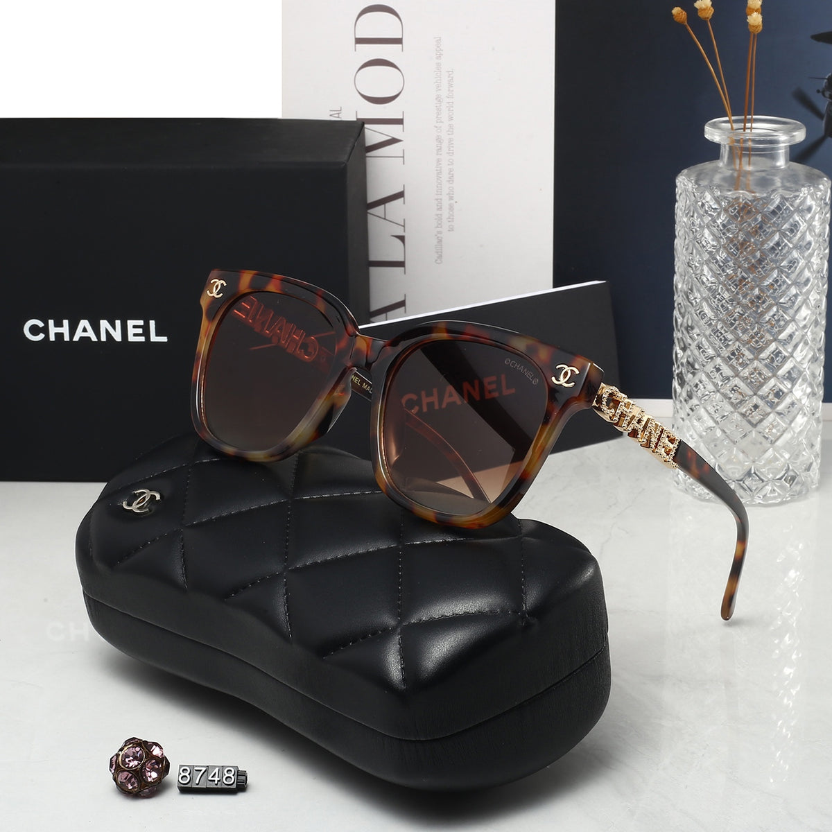 5 Colors Fashion Sunglasses 8748