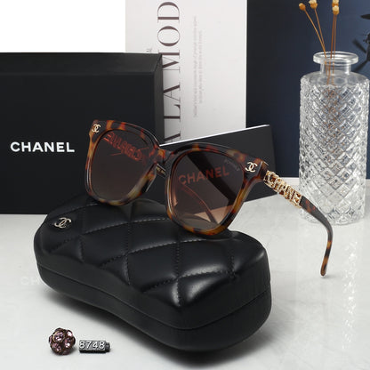 5 Colors Fashion Sunglasses 8748