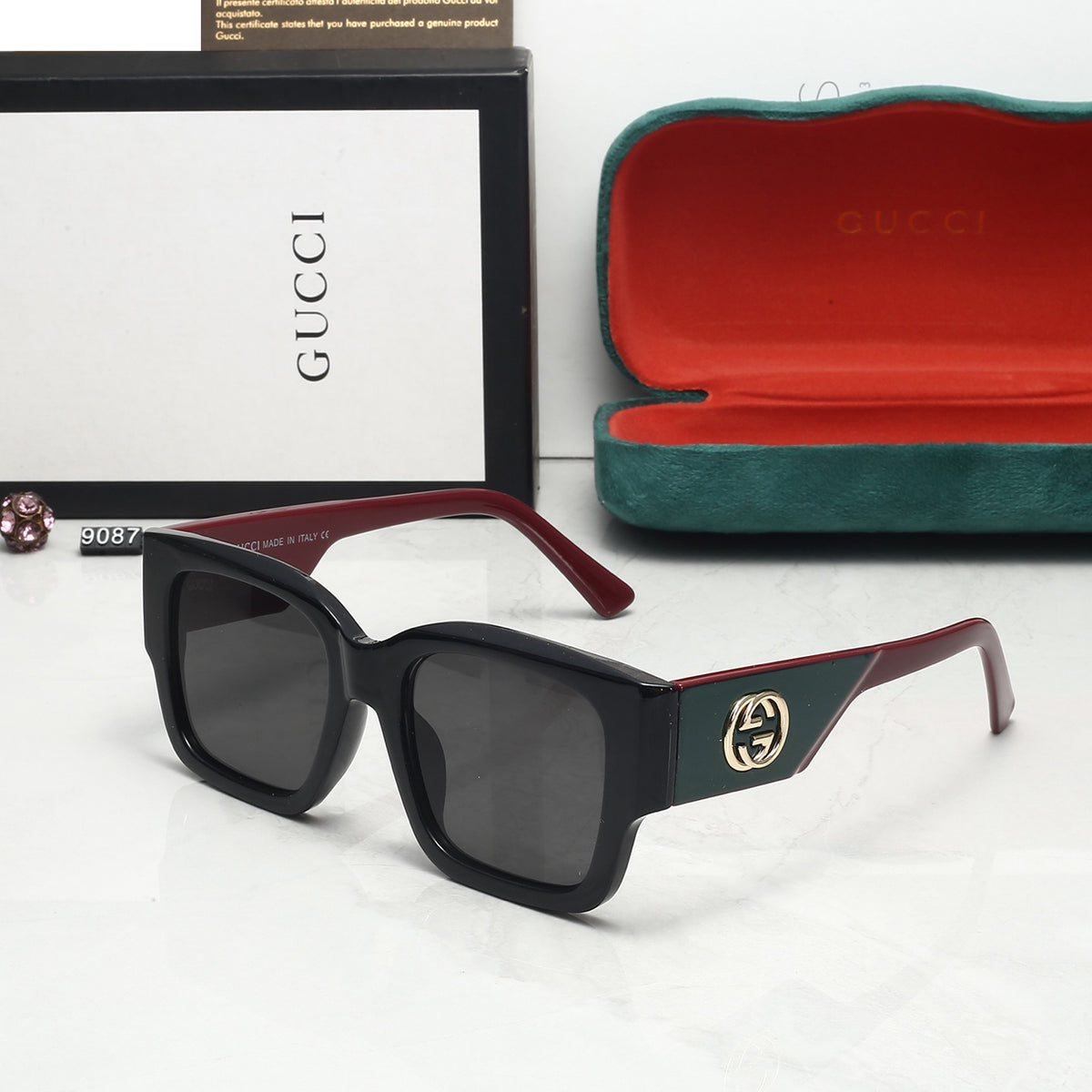 4 Colors Fashion Sunglasses 9087