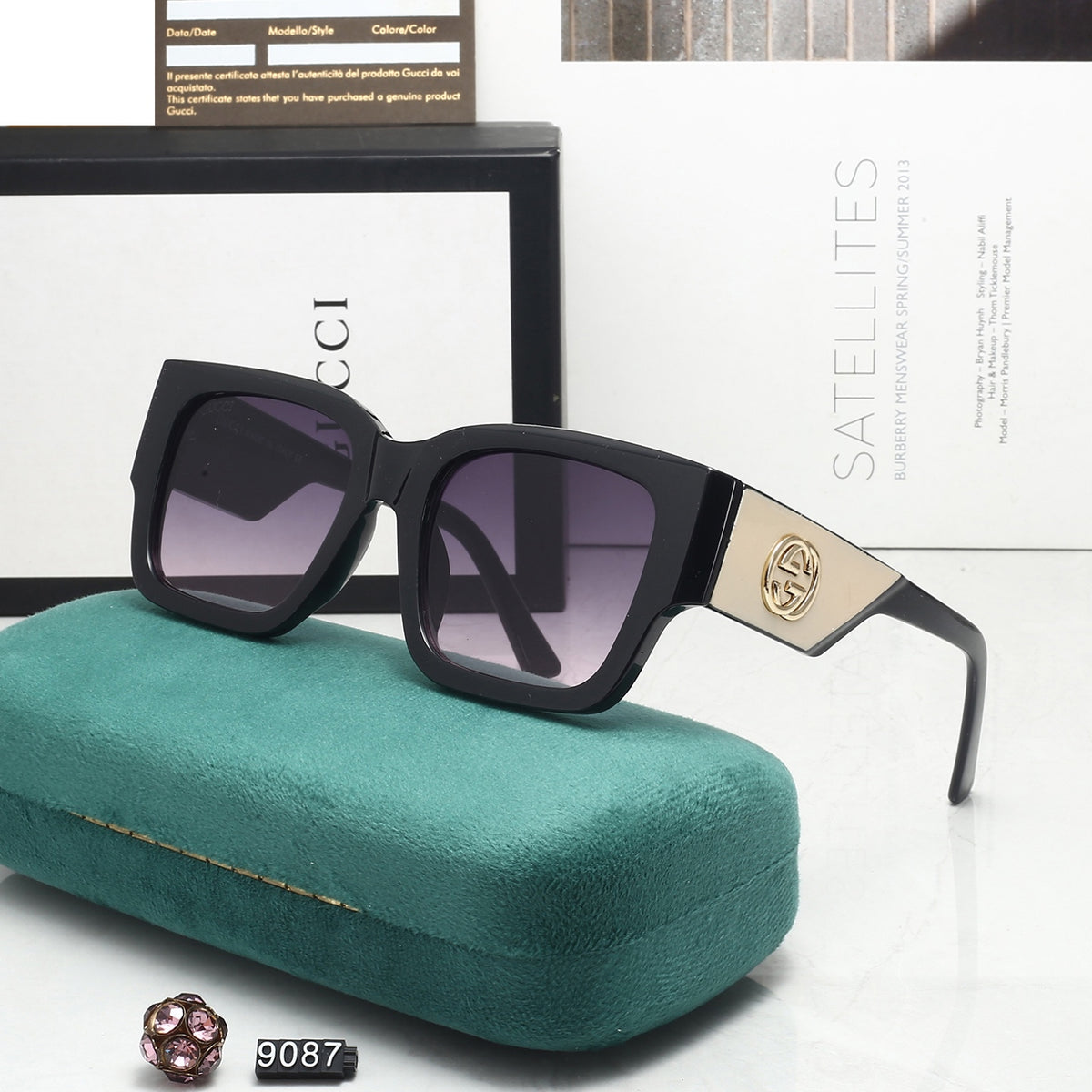 4 Colors Fashion Sunglasses 9087