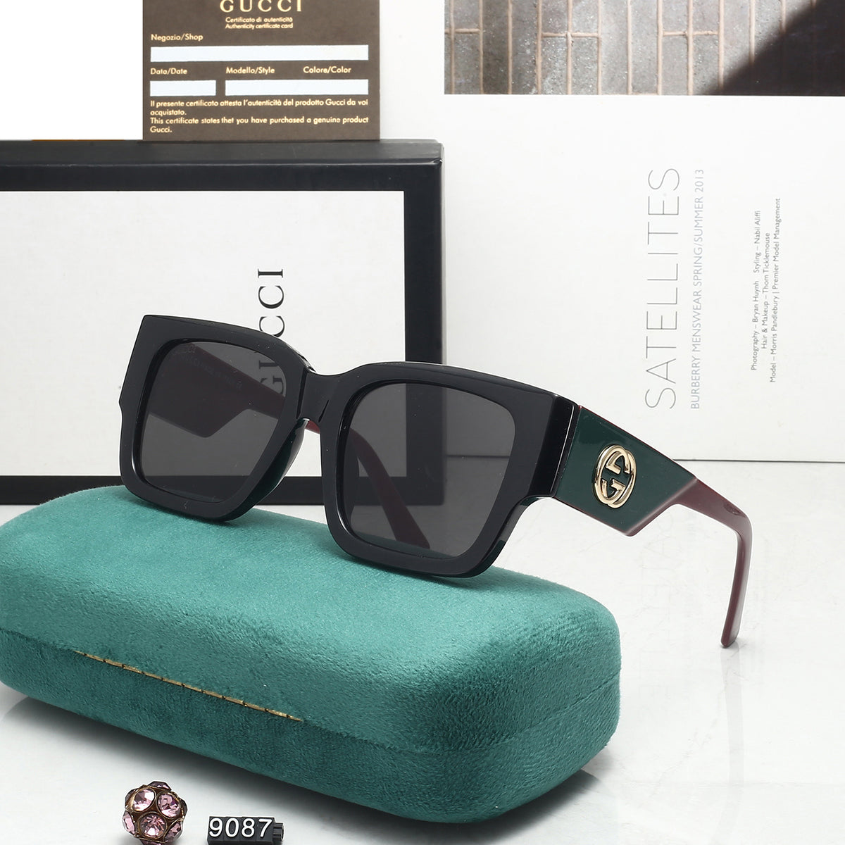 4 Colors Fashion Sunglasses 9087