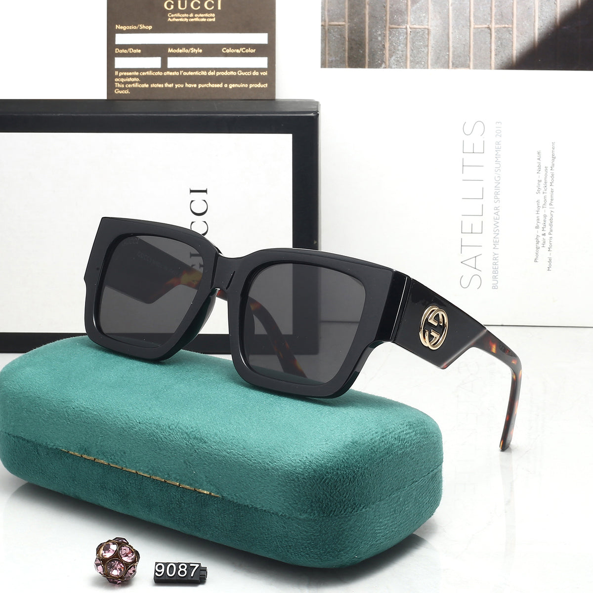4 Colors Fashion Sunglasses 9087