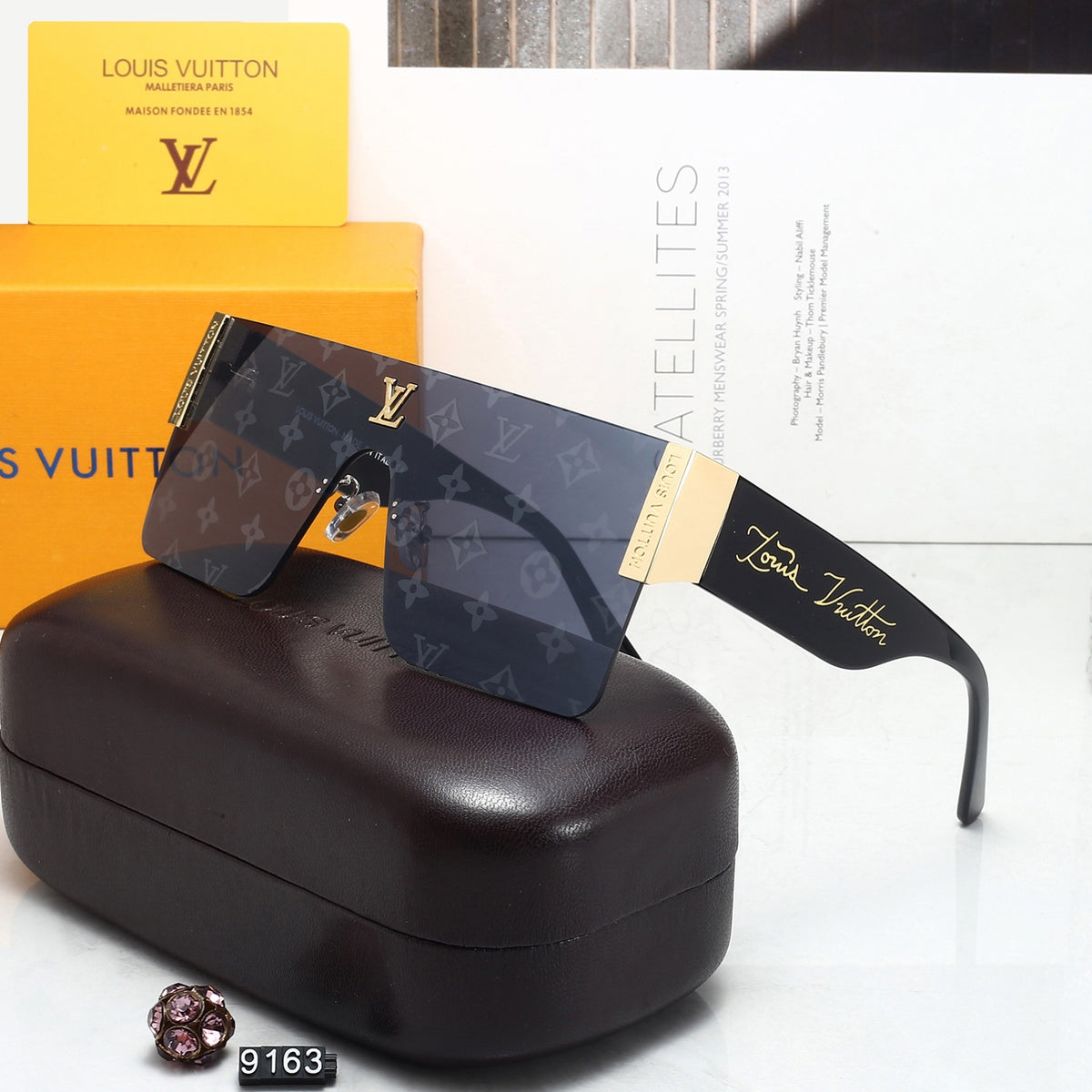 4 Colors Fashion Sunglasses 9163