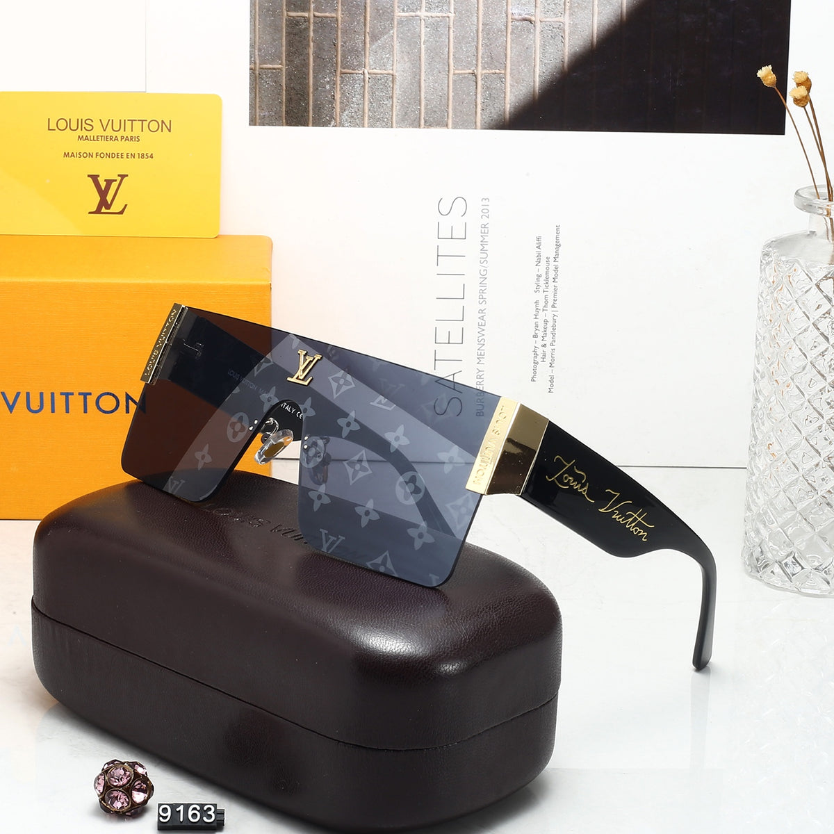 4 Colors Fashion Sunglasses 9163