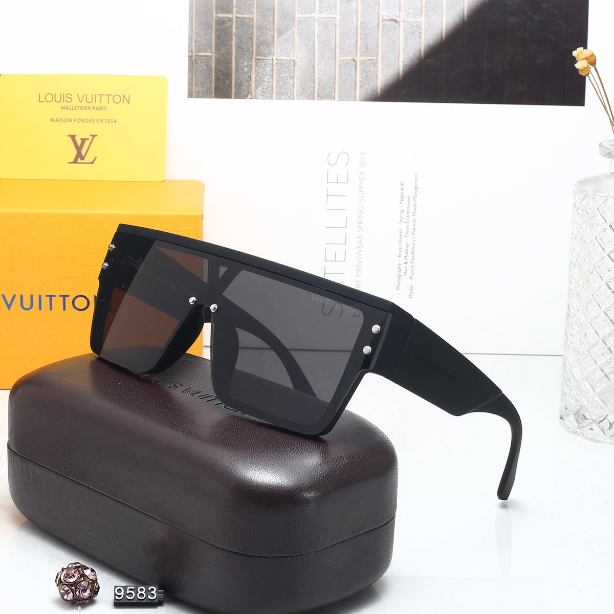 4 Colors Fashion Sunglasses 9583