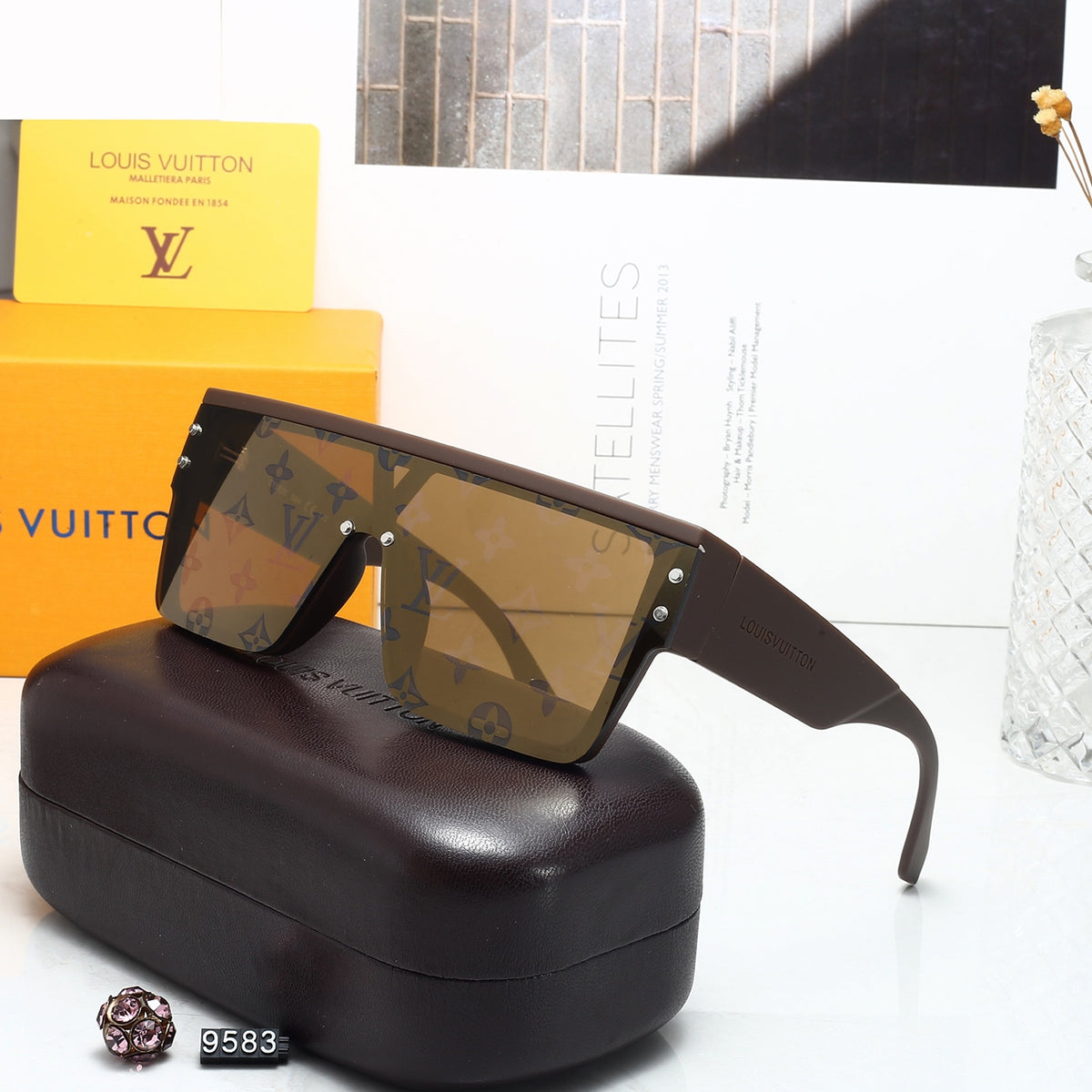 4 Colors Fashion Sunglasses 9583