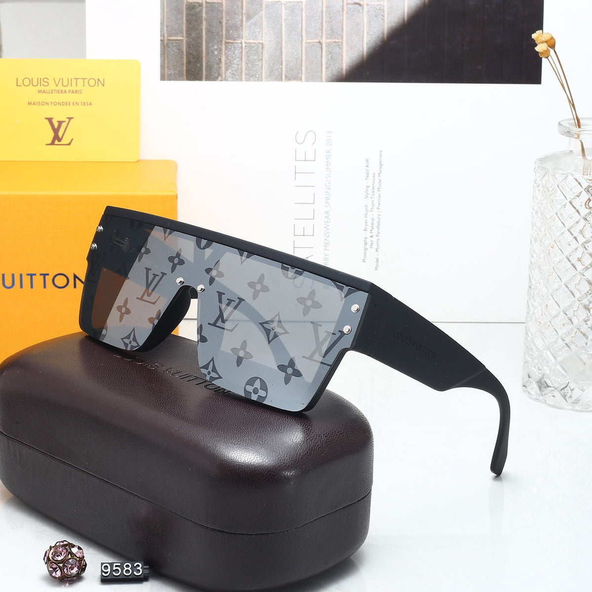 4 Colors Fashion Sunglasses 9583