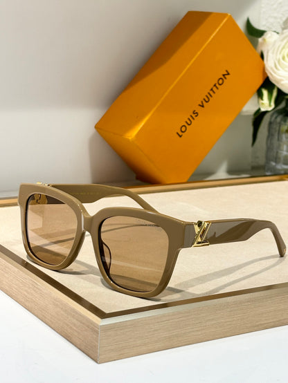 High-quality 6-color stylish square sunglasses