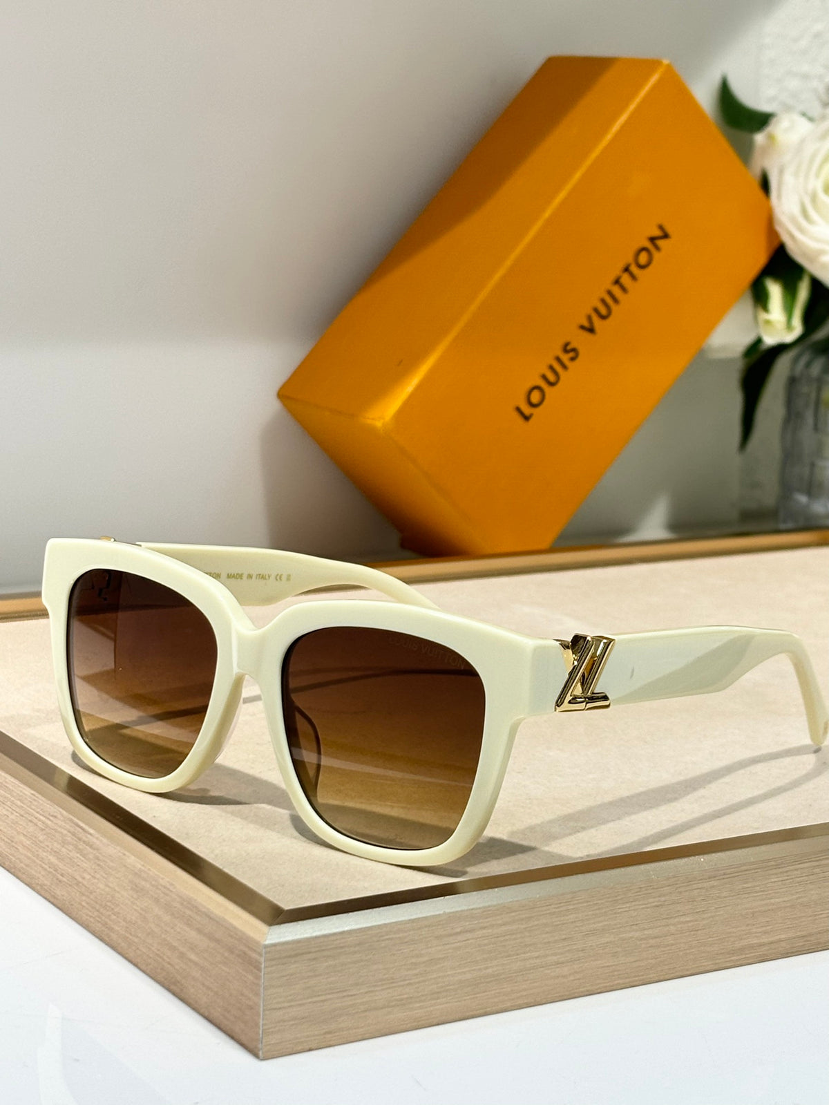 High-quality 6-color stylish square sunglasses
