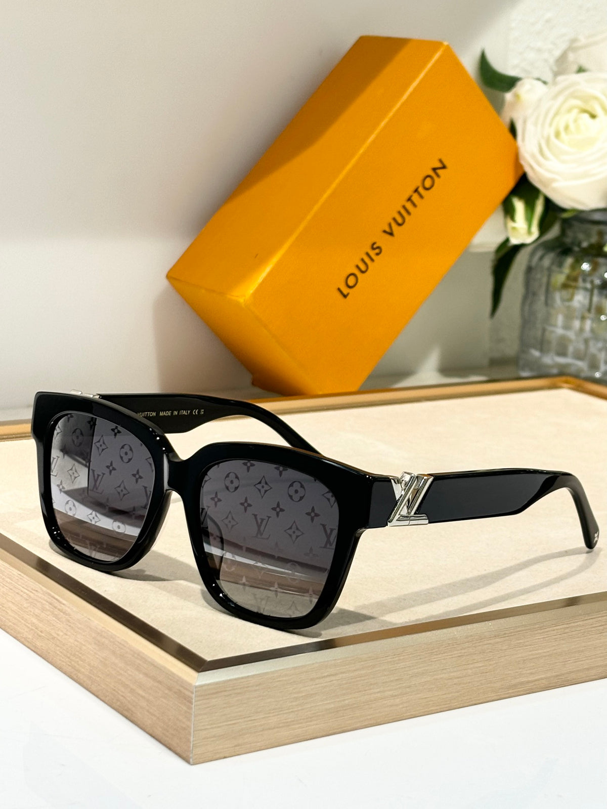 High-quality 6-color stylish square sunglasses
