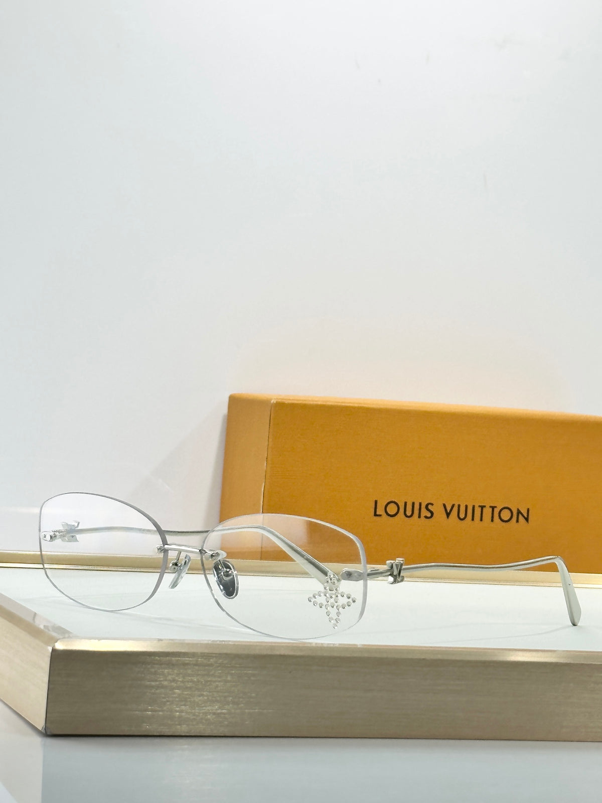 High-quality 9-color stylish square sunglasses
