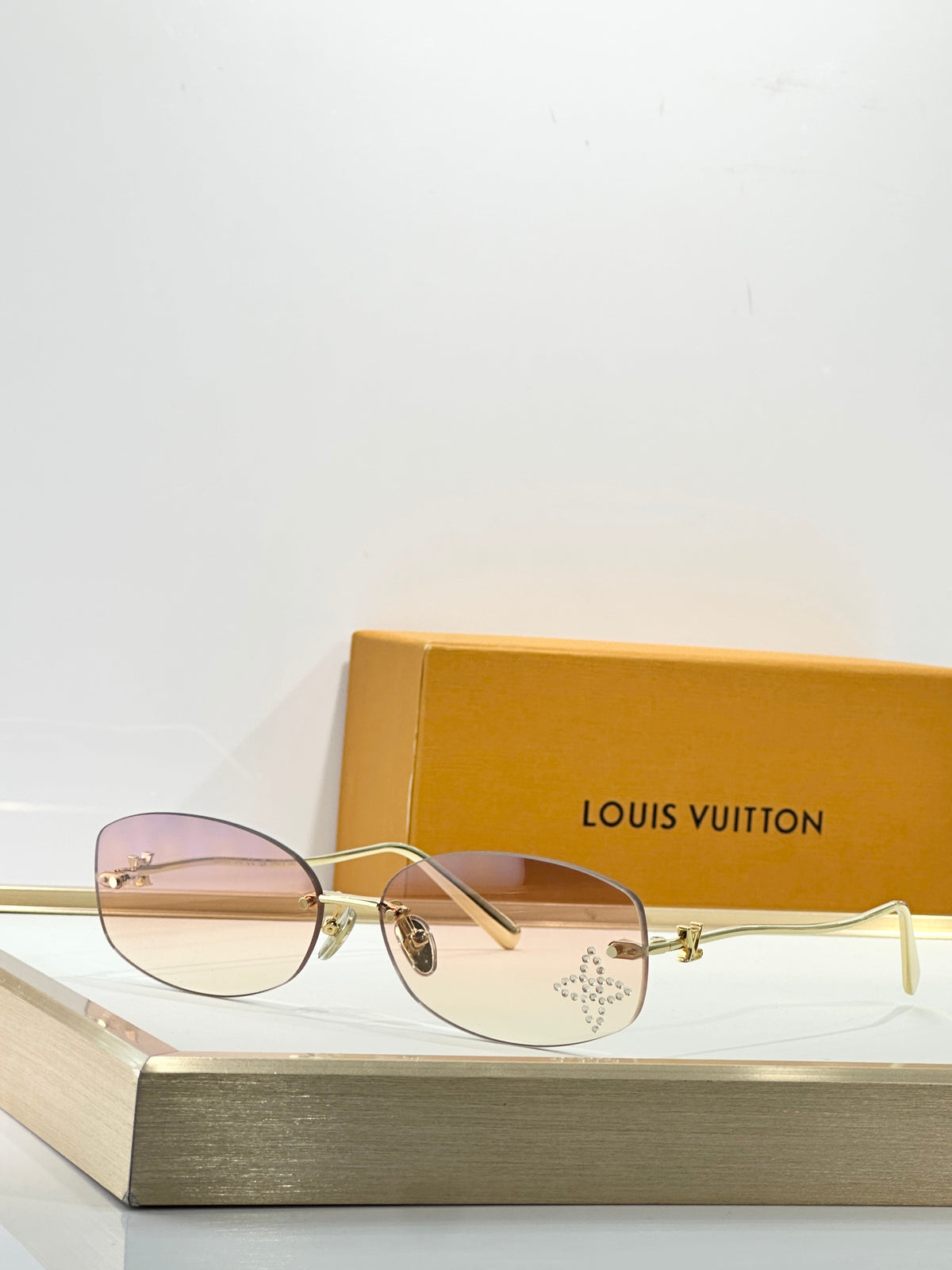 High-quality 9-color stylish square sunglasses