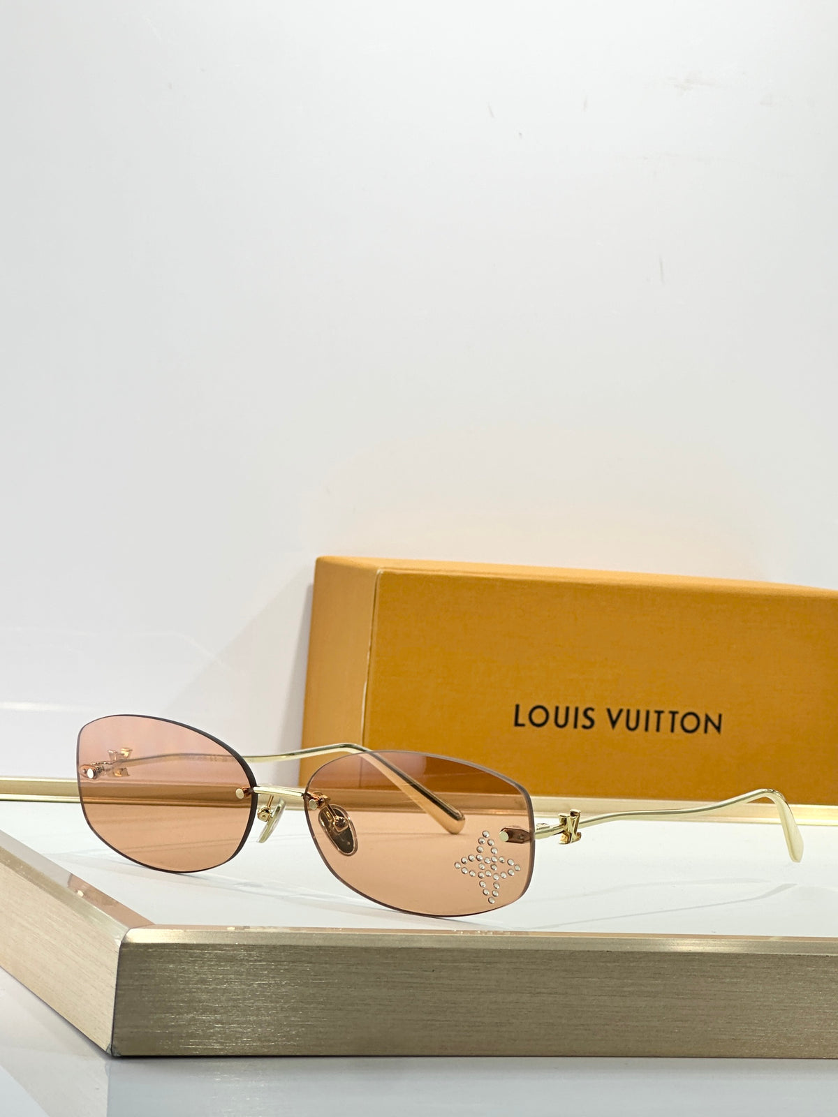 High-quality 9-color stylish square sunglasses