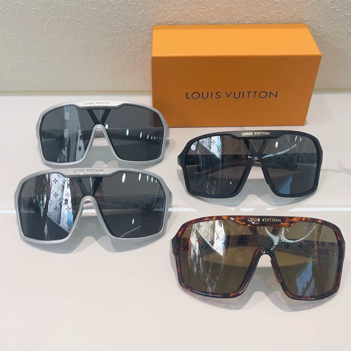 High-quality 4-color stylish square sunglasses