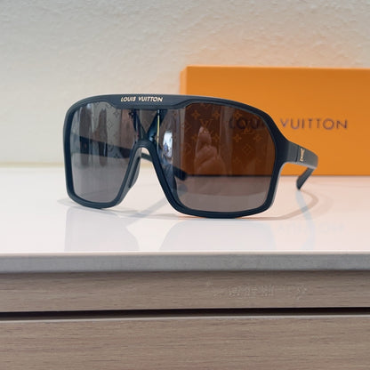 High-quality 4-color stylish square sunglasses