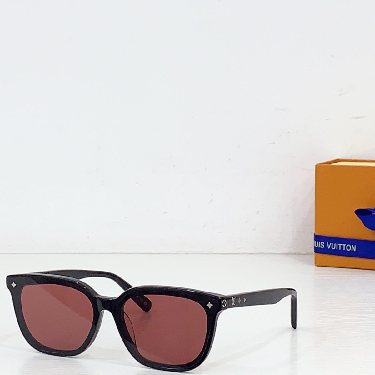 High-quality 6-color stylish square sunglasses