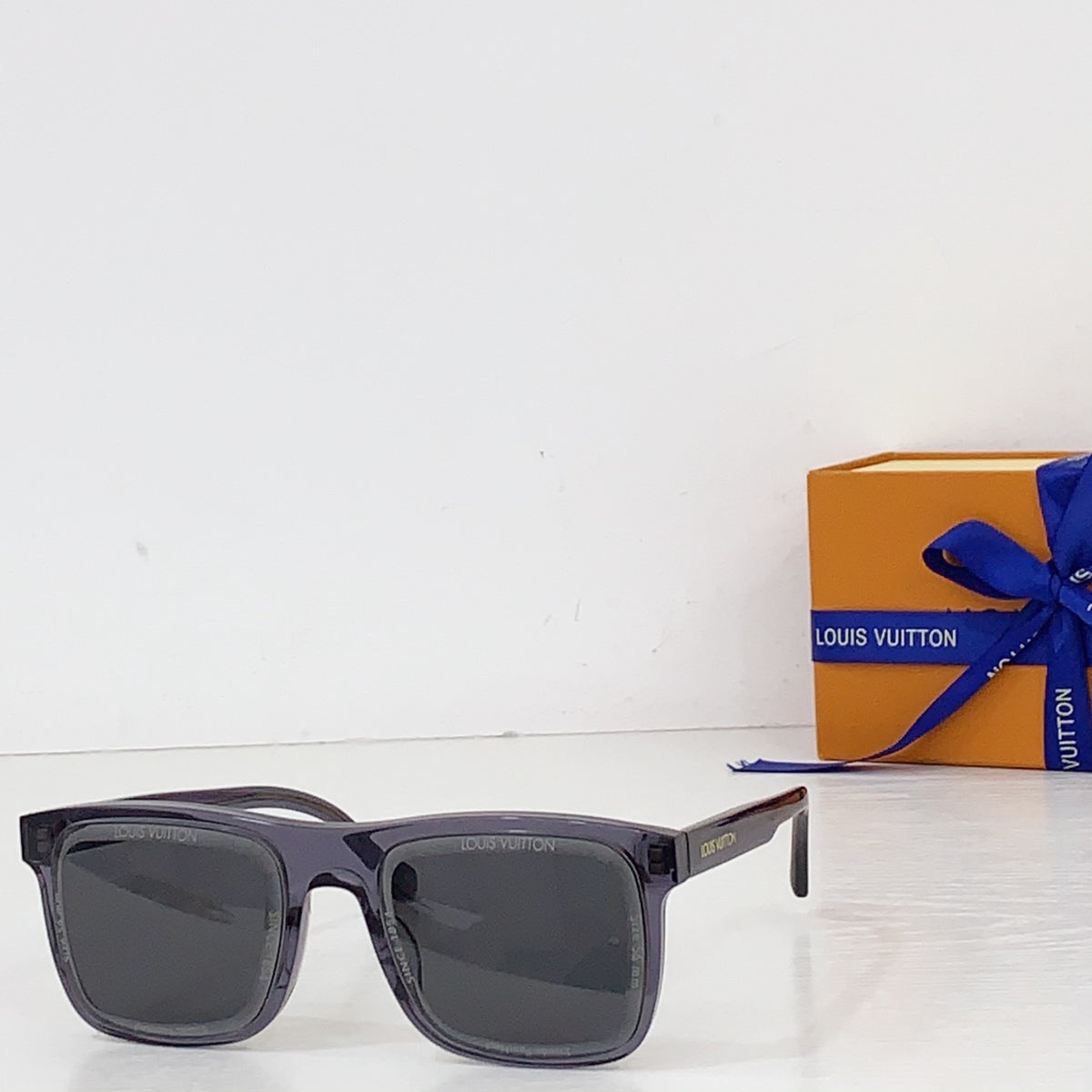 High-quality 7-color stylish square sunglasses