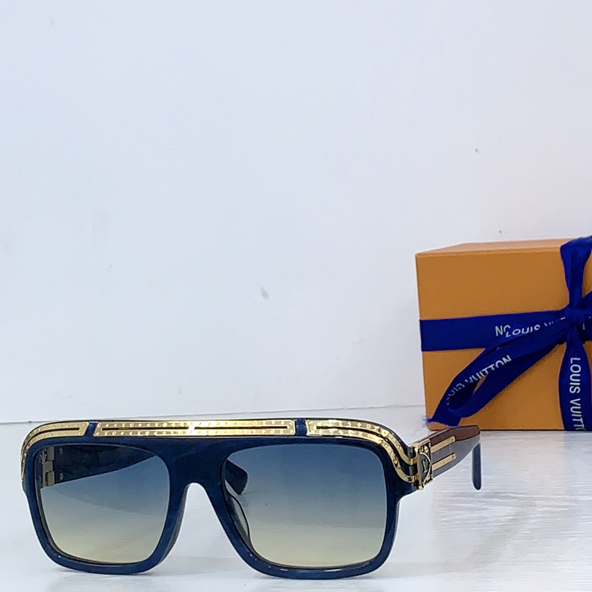 High-quality 7-color stylish square sunglasses