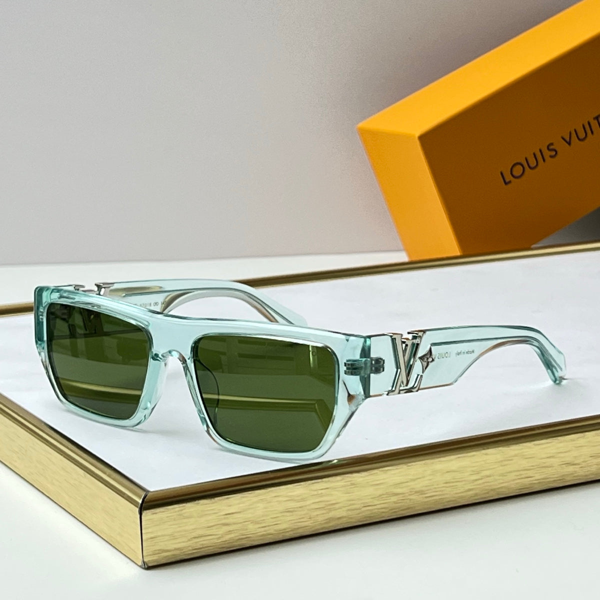 High-quality 8-color stylish square sunglasses