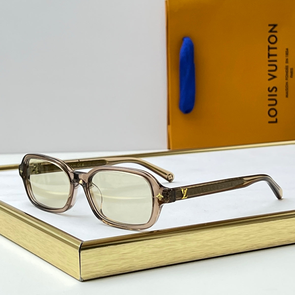 High-quality 6-color stylish square sunglasses