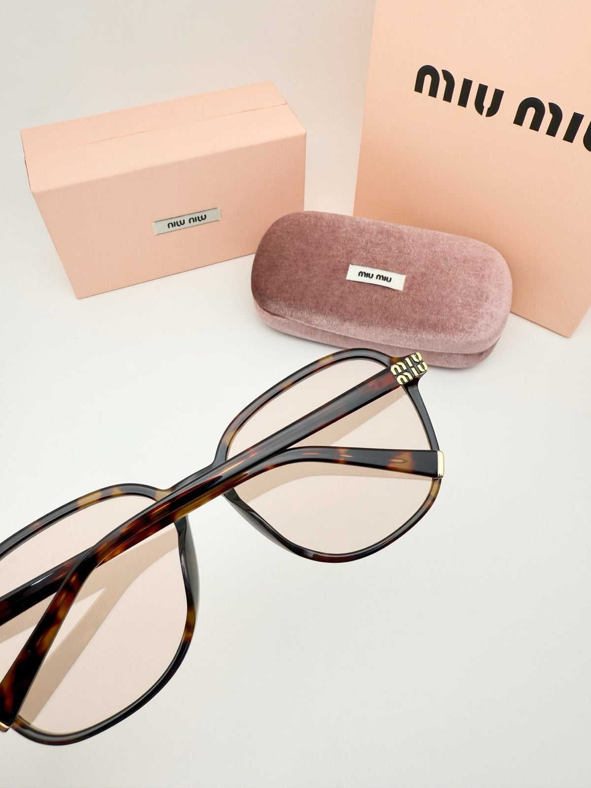 5-Color Stylish Square Frame Sunglasses - 1814