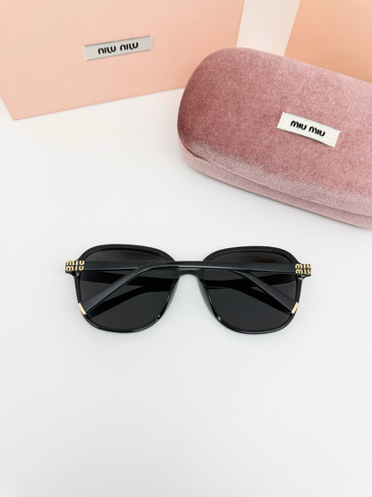 5-Color Stylish Square Frame Sunglasses - 1814