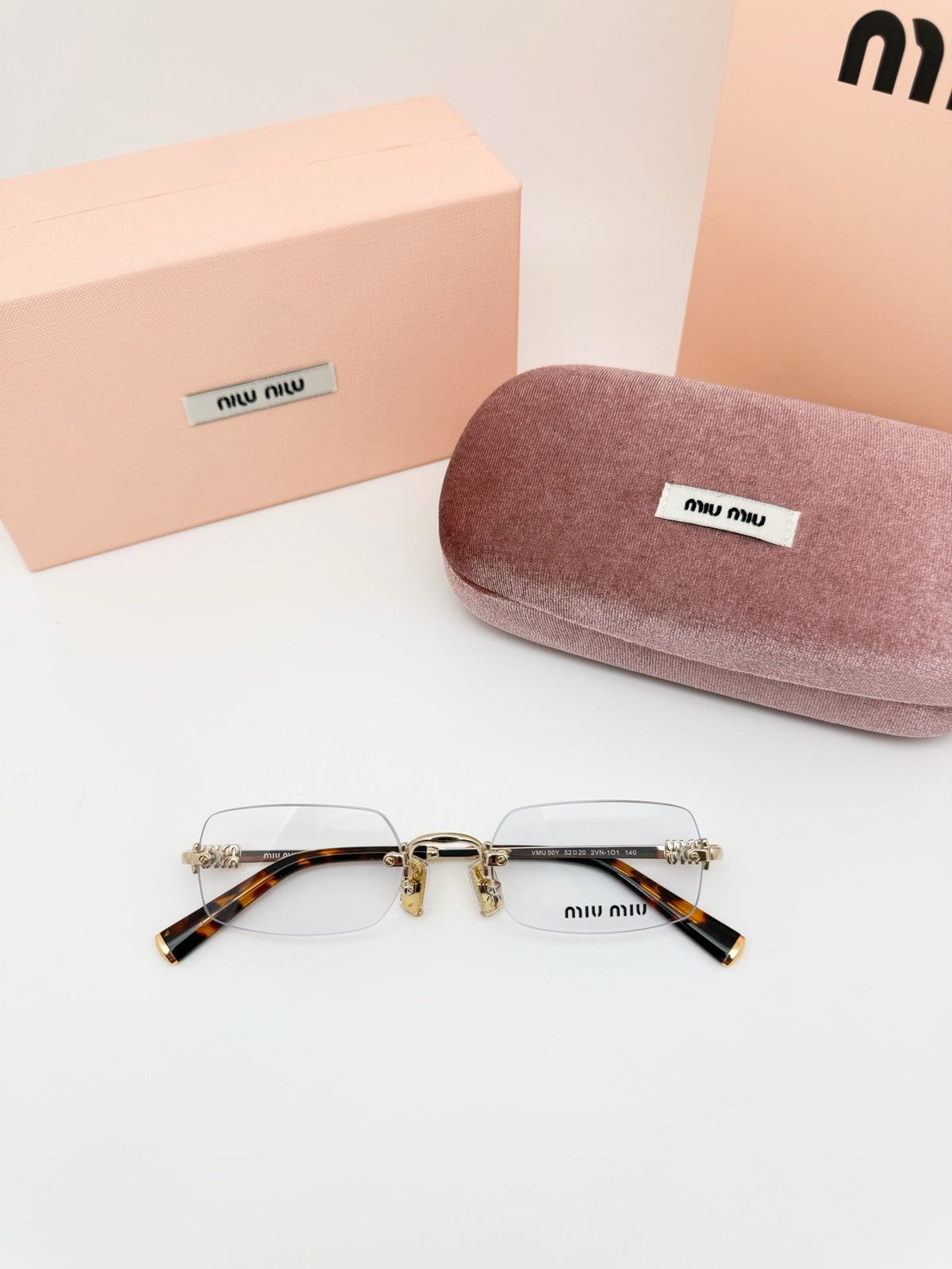 2 Colors Stylish slim metal-framed sunglasses - 0088