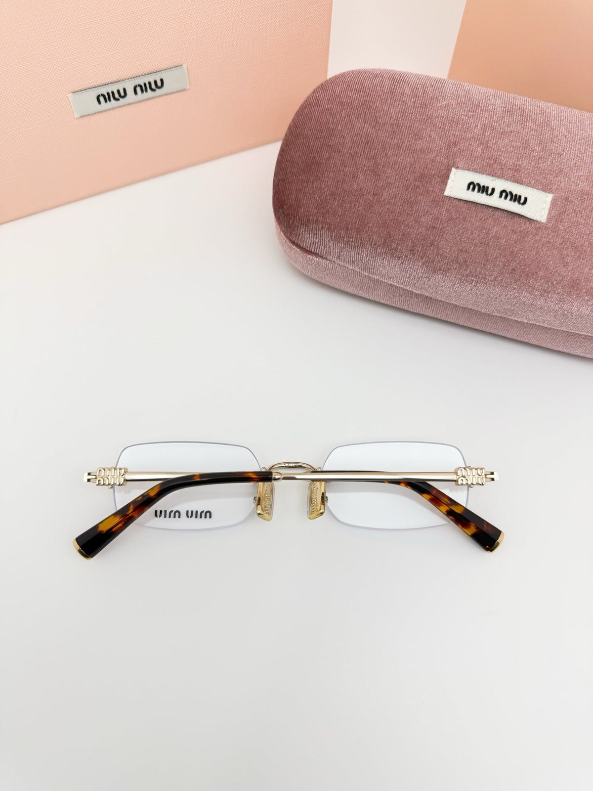 2 Colors Stylish slim metal-framed sunglasses - 0088