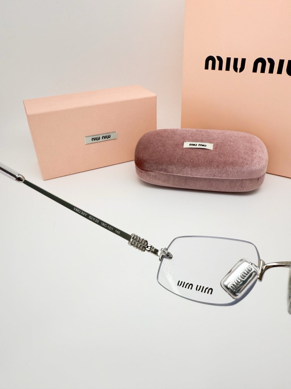 2 Colors Stylish slim metal-framed sunglasses - 0088