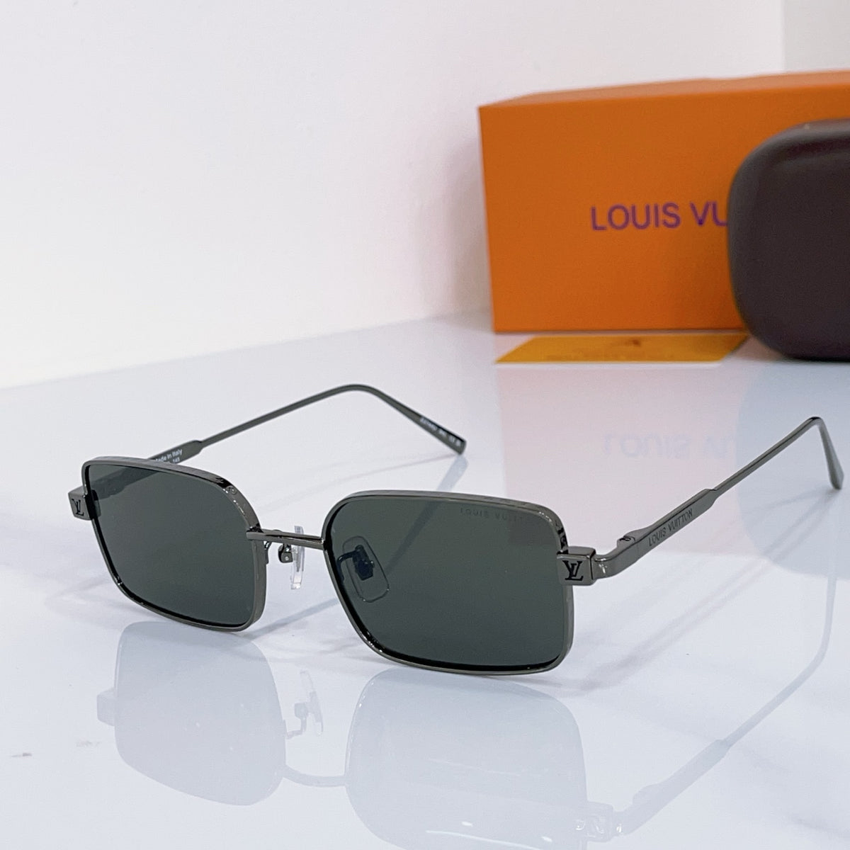 High-quality 6-color stylish square sunglasses