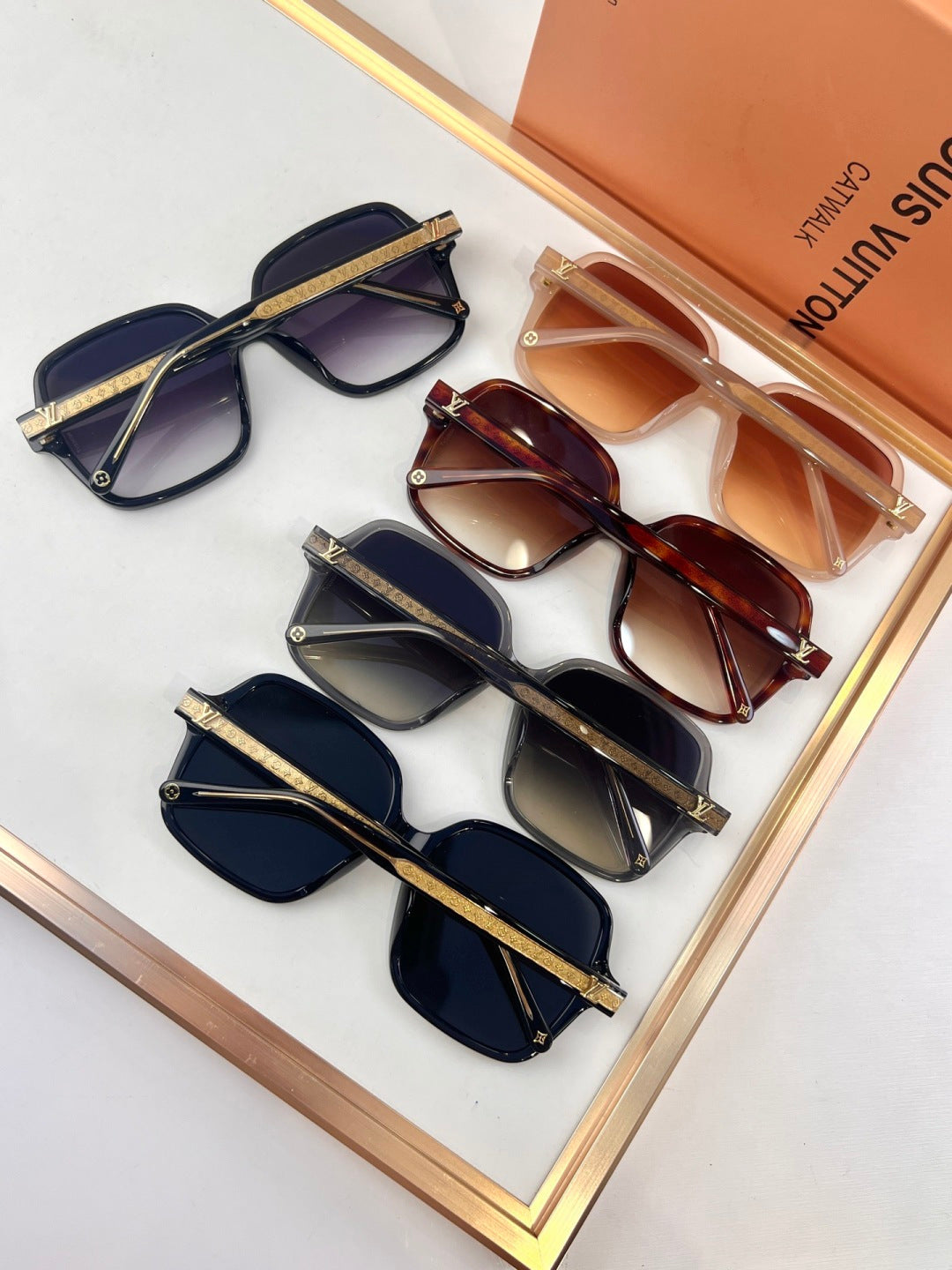 High-quality 5-color stylish square sunglasses